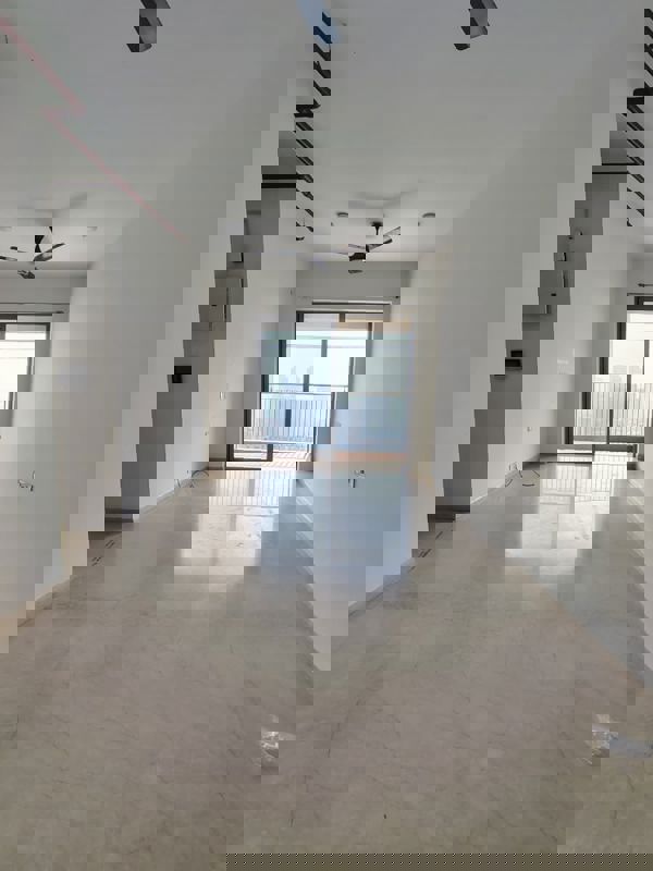 2 BHK 711 Sq.Ft. Apartment in Kalpataru Paramount