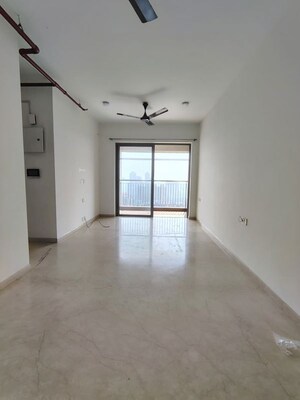 2 BHK Apartment For Sale in Kalpataru Paramount, Kapur Bawdi