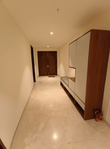 Room in 4 BHK Apartment at Prestige Leela Residency, Kodihalli – for Rent