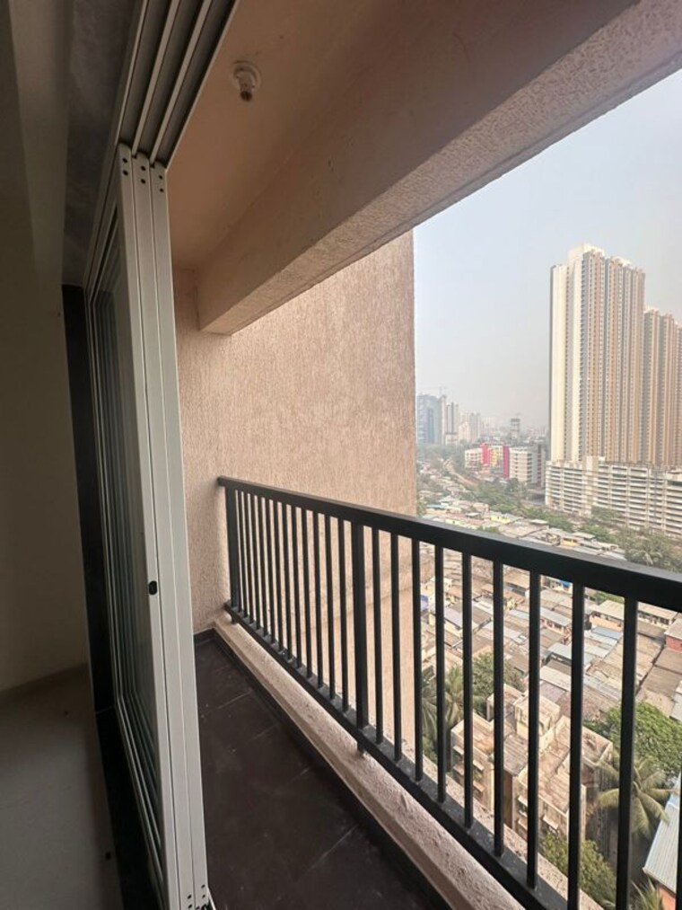 Balcony, raunak-residency-thane 1 Bedroom 464 Sq.Ft. Apartment In Pokhran Road No One Thane 10032615