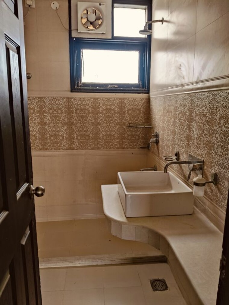 Bathroom, dhakoli 3 Bedroom 1850 Sq.Ft. Apartment In Dhakoli Zirakpur 10032719