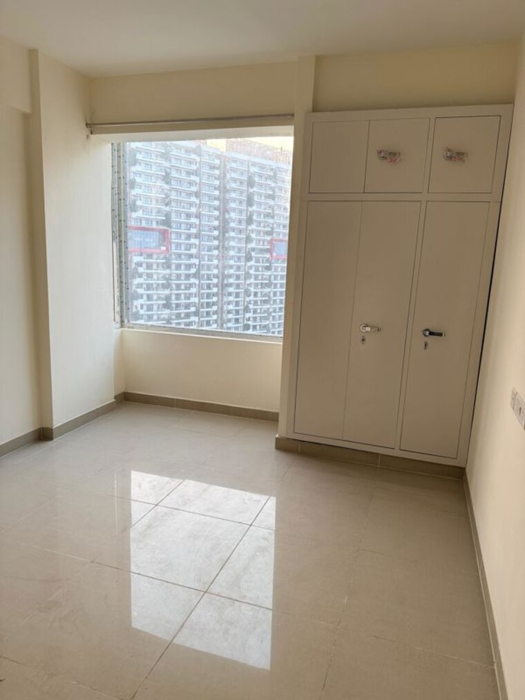 Room, amrapali-heartbeat-city 2 Bedroom 1195 Sq.Ft. Apartment In Sector 107 Noida 10032795