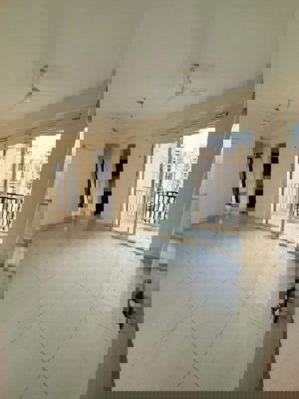 2 BHK 1195 Sq.Ft. Apartment in Amrapali Heartbeat City