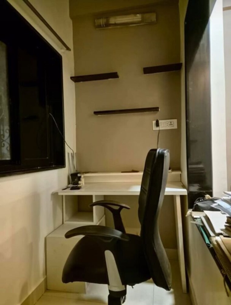 Study Room, santacruz west 1 Bedroom 500 Sq.Ft. Apartment In Santacruz West Mumbai 10003258