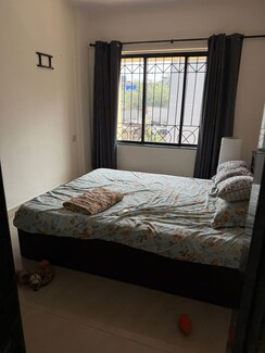 2 BHK Apartment For Sale in Hyde Park Andheri