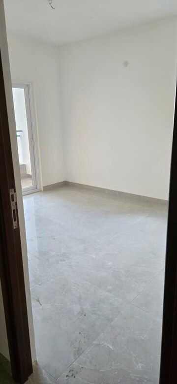 Room in 3 BHK Apartment at Rajapushpa Imperia, Tellapur – for Sale