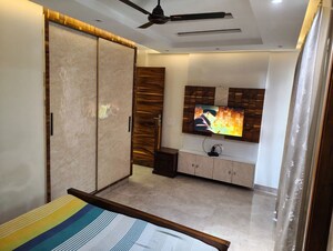 Bedroom in 4 BHK Apartment at Sector 11 Dwarka – for Rent