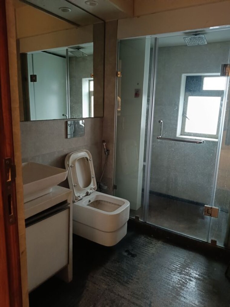 Bathroom, sadguru-venus 3 Bedroom 1330 Sq.Ft. Apartment In Mahim Mumbai 10032924