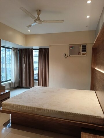 Bedroom in 3 BHK Apartment at Sadguru Venus, Mahim – for Rent