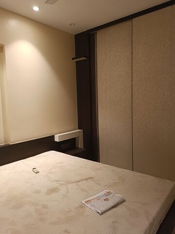 Bedroom in 3 BHK Apartment at Sadguru Venus, Mahim – for Rent