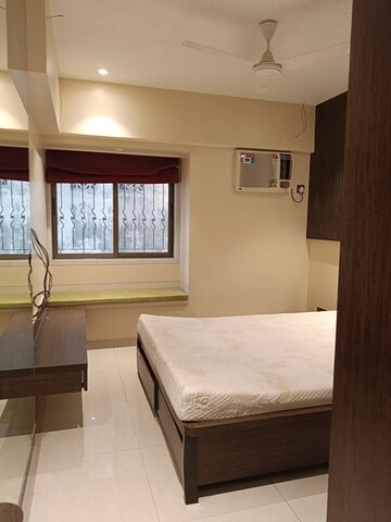Bedroom in 3 BHK Apartment at Sadguru Venus, Mahim – for Rent