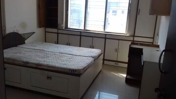 Bedroom in 2 BHK Apartment at Bhosale Nagar – for Rent