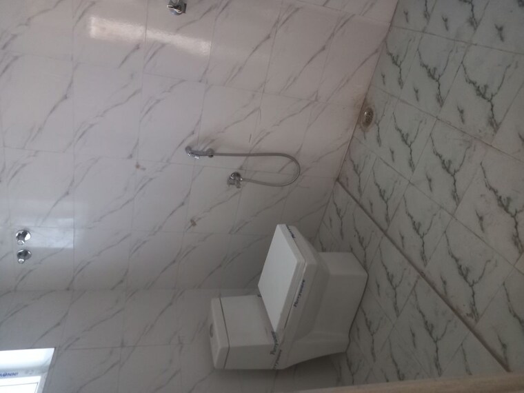 Bathroom, bariatu housing colony 2 Bedroom 1050 Sq.Ft. Apartment In Bariatu Housing Colony Ranchi 10033096