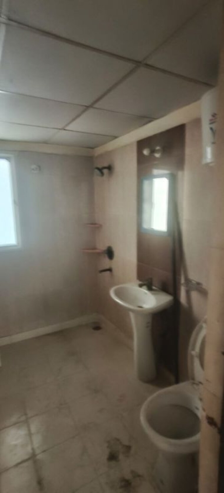 Bathroom, skytech-matrott 2 Bedroom 1150 Sq.Ft. Apartment In Sector 76 Noida 10033060
