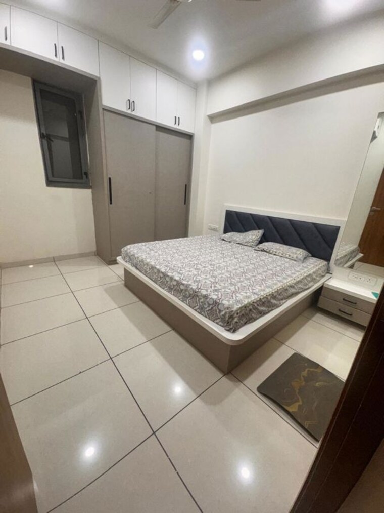 Living Room, shela 3 Bedroom 1500 Sq.Ft. Apartment In Shela Ahmedabad 10033057