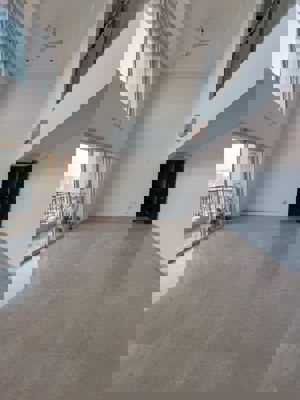 5 BHK 2480 Sq.Ft. Apartment in Hiranandani Tribeca