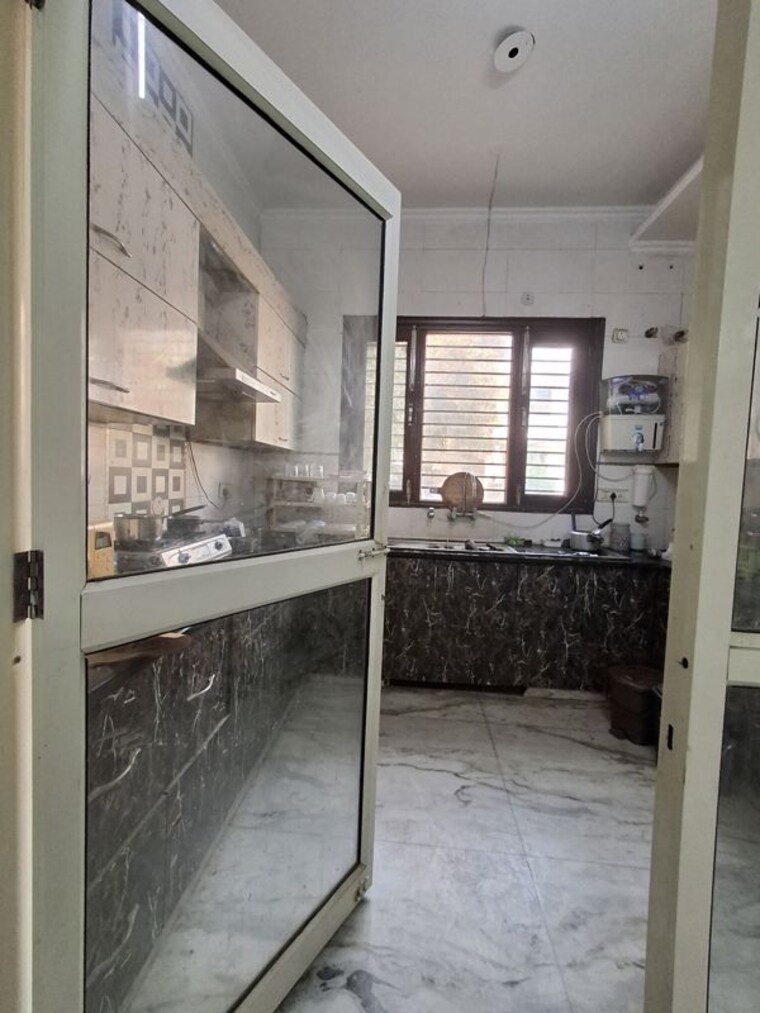 Kitchen, sector 23 1 RK 822 Sq.Ft. Builder Floor In Sector 23 Gurgaon 10033253