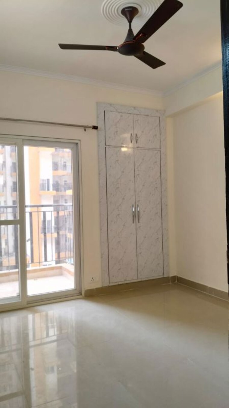 Room, amrapali-golf-homes 3 Bedroom 1115 Sq.Ft. Apartment In Sector 4 Greater Noida Greater Noida 10033270