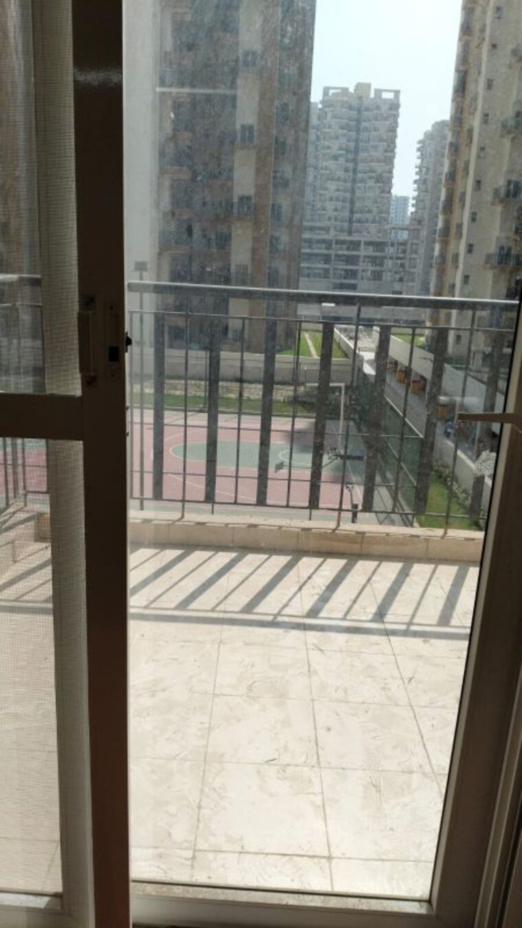 Balcony, amrapali-golf-homes 3 Bedroom 1115 Sq.Ft. Apartment In Sector 4 Greater Noida Greater Noida 10033270