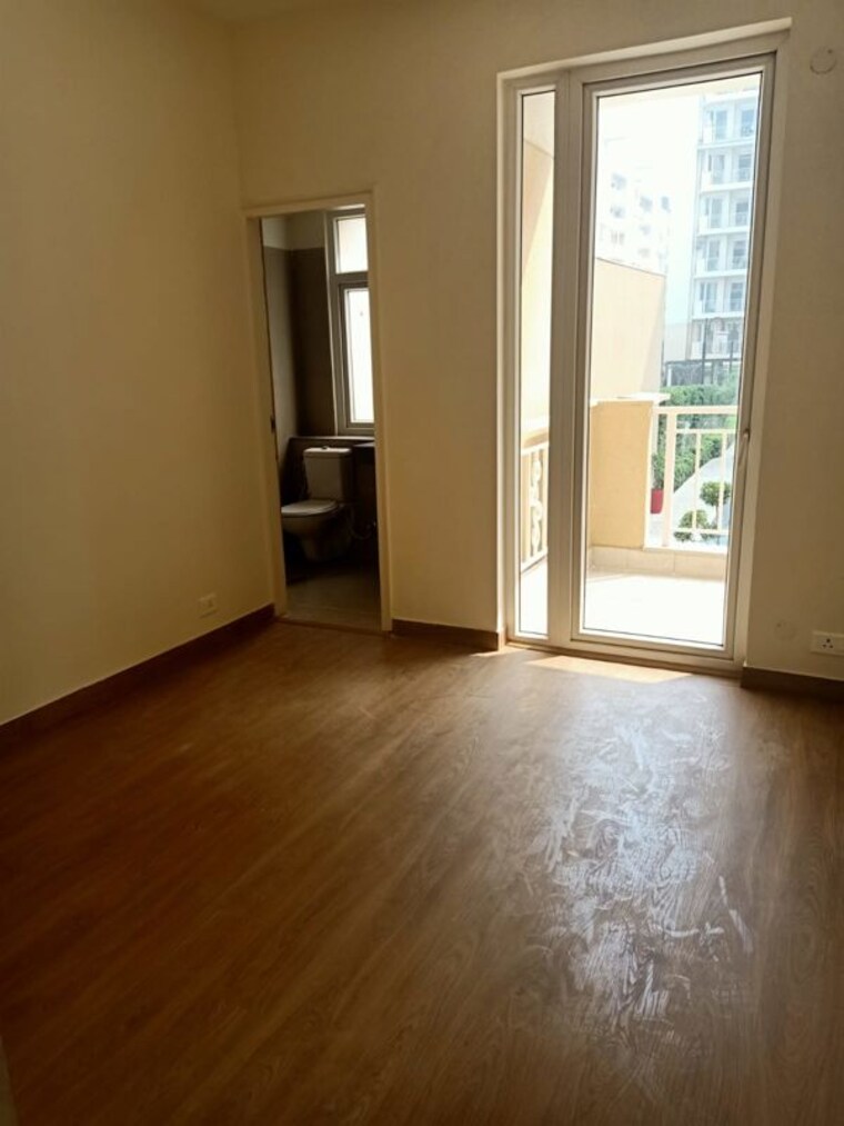 Room, emaar-palm-gardens 3.5 Bedroom 1900 Sq.Ft. Apartment In Sector 83 Gurgaon 10032780