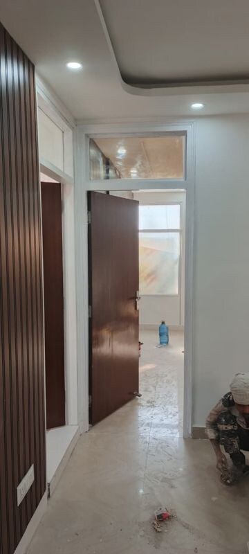 Room in 3 BHK Builder Floor at Mehrauli – for Sale