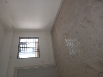 Room in 3 BHK Apartment at Bariatu Housing Colony – for Sale