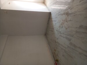 Room in 3 BHK Apartment at Bariatu Housing Colony – for Sale