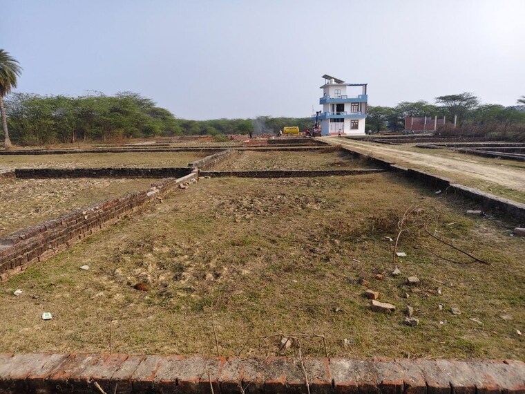 Garden, jankipuram extension  1000 Sq.Ft. Plot In Jankipuram Extension Lucknow 10033368