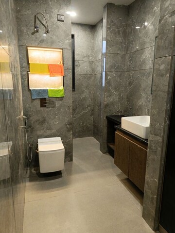 Bathroom in 4 BHK Builder Floor at SS 100, Sector 49 – for Rent