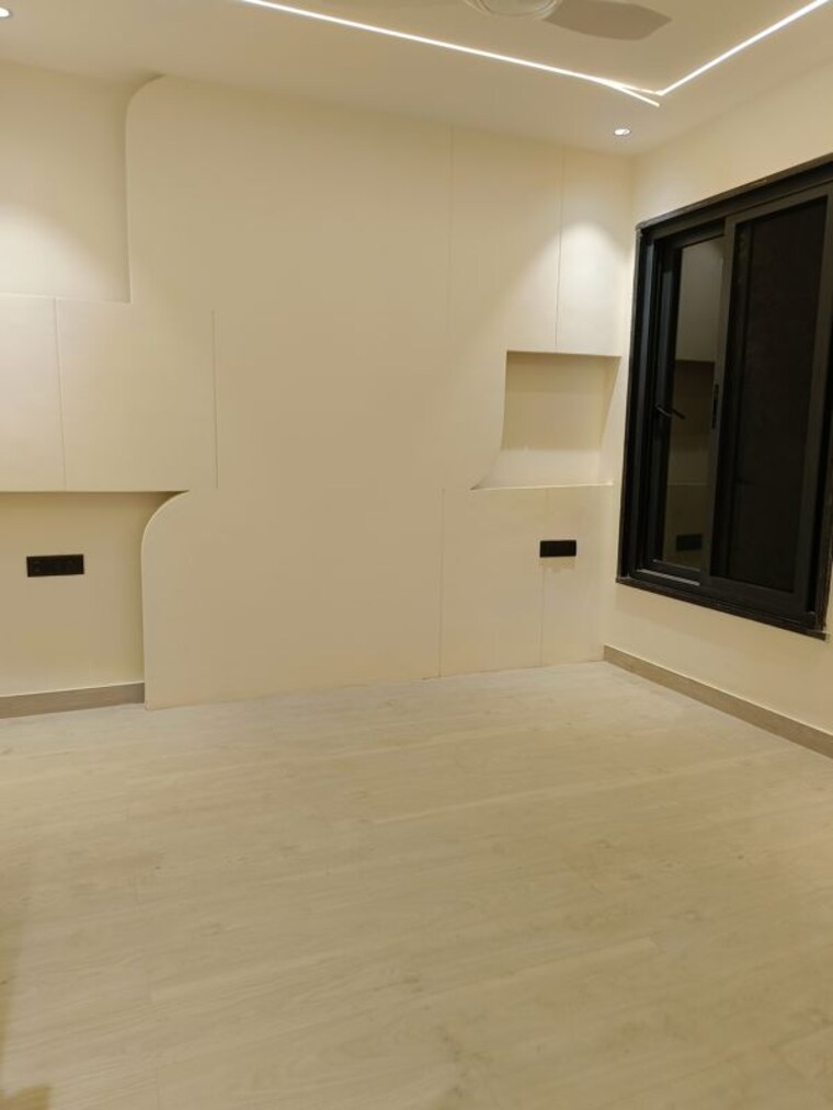 Room, ss-100 4 Bedroom 2200 Sq.Ft. Builder Floor In Sector 49 Gurgaon 10033376