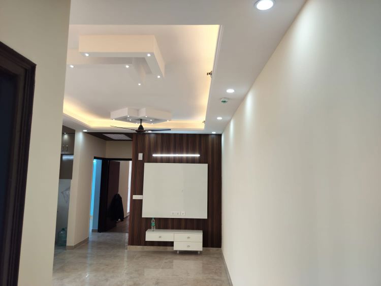 3 BHK + Extra Room Apartment For Sale in Amrapali Golf Homes