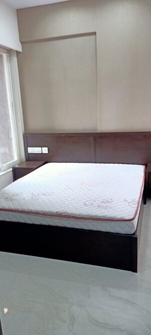 2 BHK Apartment For Rent in JP Unity Tower, Lower Parel