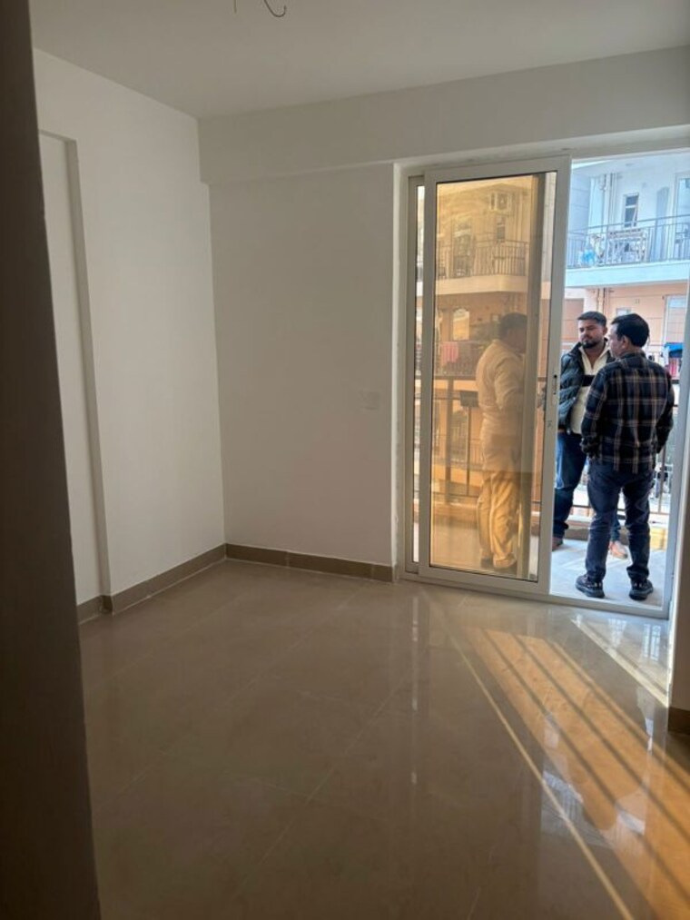 Room, rof-amaltas 3 Bedroom 745 Sq.Ft. Apartment In Sector 92 Gurgaon 10033423