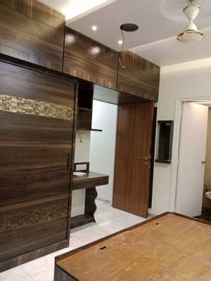 Room in 3 BHK Apartment at Siddhachal Shopping Centre, Vasant Vihar – for Rent