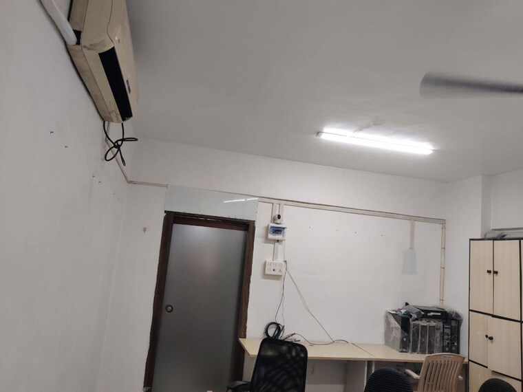 undefined, chembur Commercial Office Space 780 Sq.Ft. In Chembur Mumbai 10033379