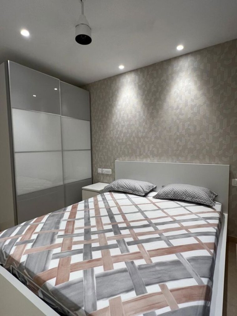 Bedroom, hiranandani-highland 2 Bedroom 594 Sq.Ft. Apartment In Powai Mumbai 10033443