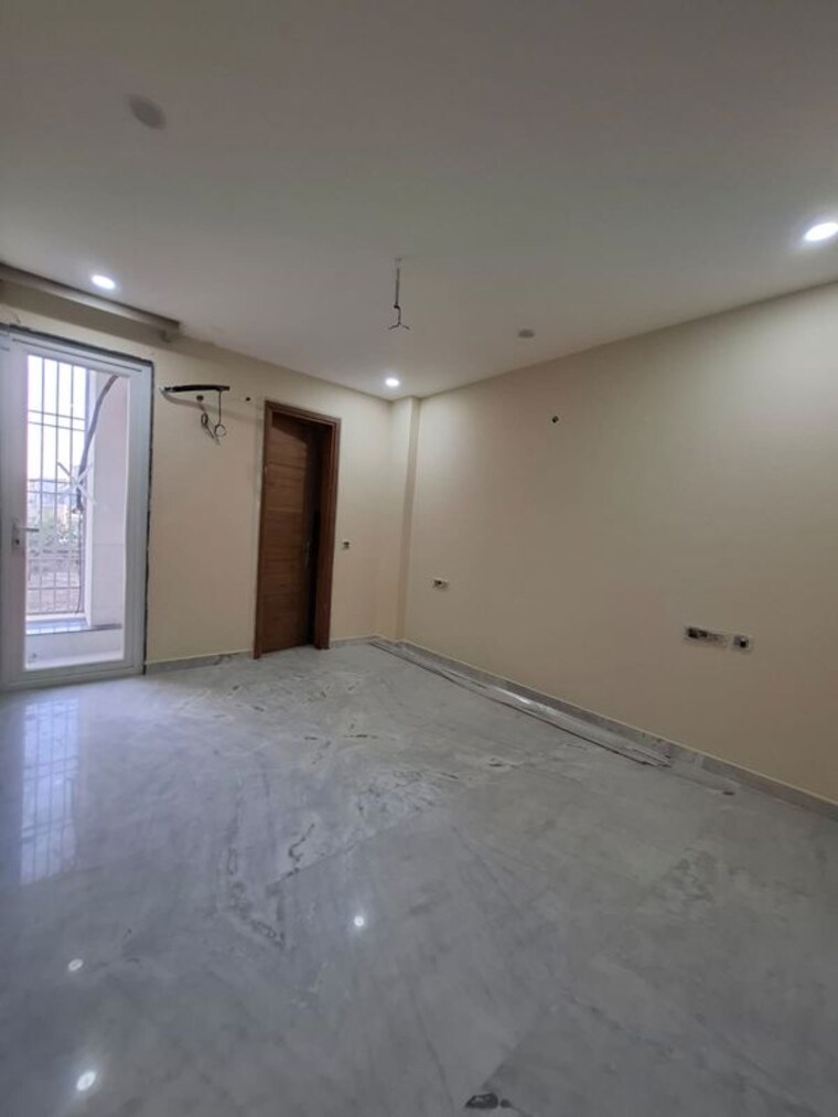 Room, chittaranjan park 3 Bedroom 1440 Sq.Ft. Builder Floor In Chittaranjan Park Delhi 10033447