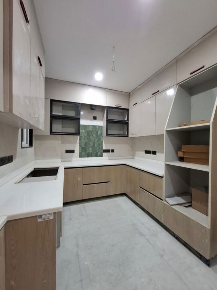 Kitchen, chittaranjan park 3 Bedroom 1440 Sq.Ft. Builder Floor In Chittaranjan Park Delhi 10033447