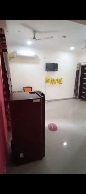 Furnished Amenities in 2 BHK Apartment at Gaur City 5th Avenue, Sector 4 Greater Noida – for Rent