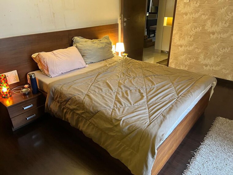 Bedroom, sagar-mahal 4 Bedroom 1950 Sq.Ft. Apartment In Walkeshwar Mumbai 10033506