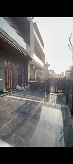 Parking in 4 BHK Independent House at Aerocity – for Sale