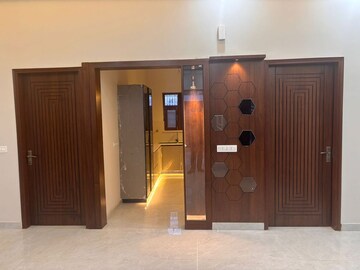 Room in 4 BHK Independent House at Aerocity – for Sale