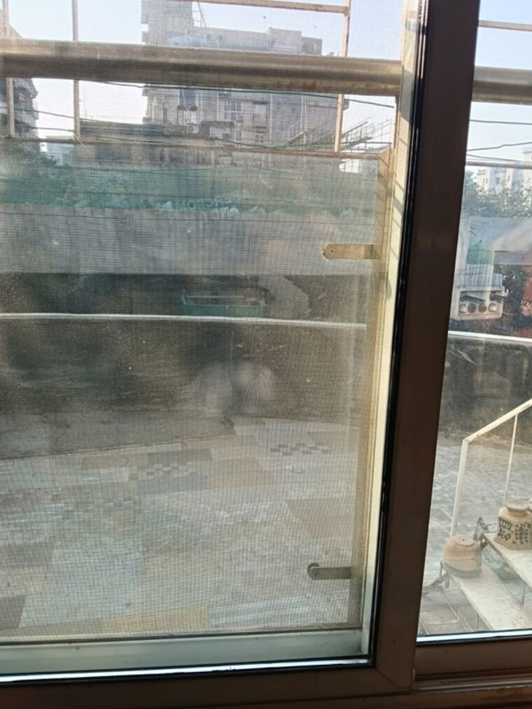 Terrace, santacruz west 3 Bedroom 1100 Sq.Ft. Apartment In Santacruz West Mumbai 10033497