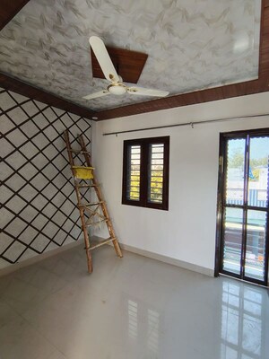 Room in 3 BHK Builder Floor at Mahadev Engineers Enclave, Kanwali – for Rent