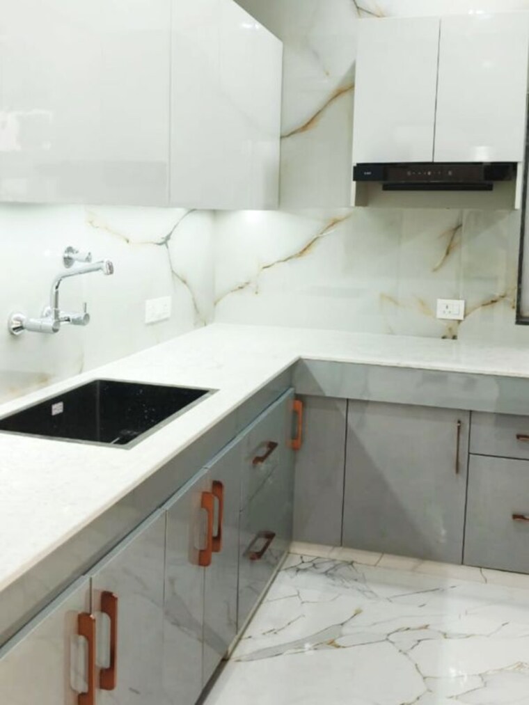 Kitchen, dlf-the-ultima 4 Bedroom 2683 Sq.Ft. Apartment In Sector 81 Gurgaon 10033537