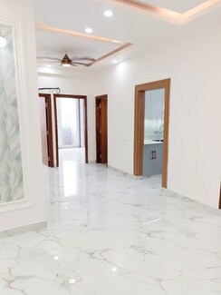 4 BHK + Servant Room Apartment For Sale in DLF The Ultima