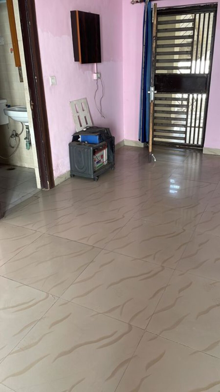  Parking, era-redwood-residency 3 Bedroom 1576 Sq.Ft. Apartment In Sector 78 Faridabad 10033503