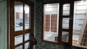 Room in 2 BHK Builder Floor at Mohit Nagar – for Rent