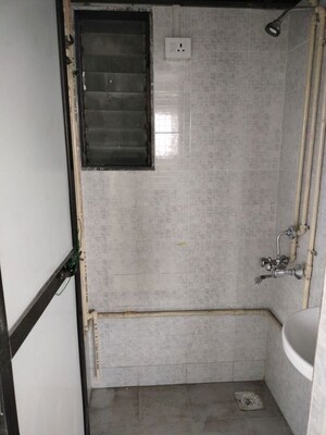 Furnished Amenities in 1 BHK Apartment at Marwadi Wadi Tower, Parel – for Rent