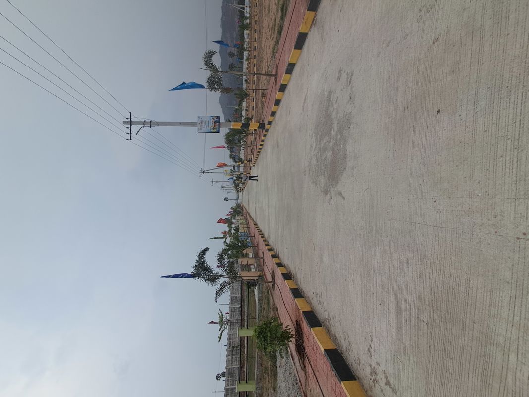 Plot For Sale in Batasingaram